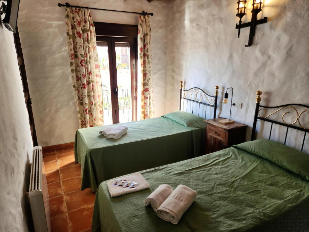 Posada La Plaza Canillas de Albaida Zewnętrze zdjęcie